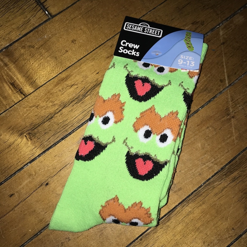 Sesame Street Oscar‎ the Grouch Size 9-13 NWT Socks